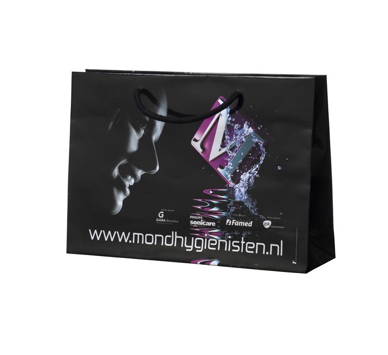 Exclusieve papieren shopper met bedrukking